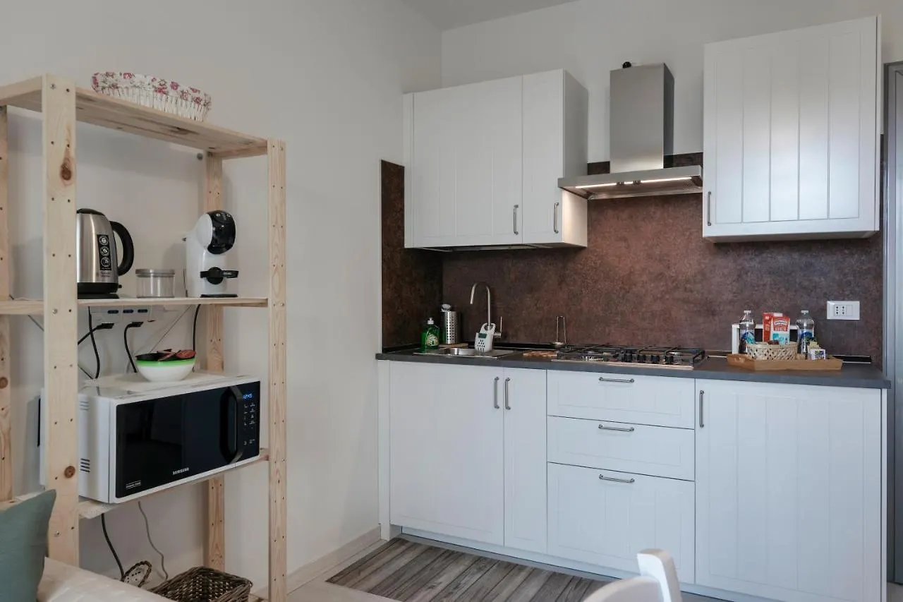 Opera Apartment Sirmione Italy